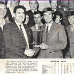 Pat receives Hibs POTY